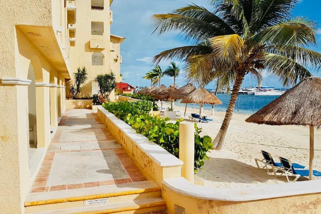 Punta Me Apartment Beach Front In The Hotel & Waterpark Cancún Zewnętrze zdjęcie